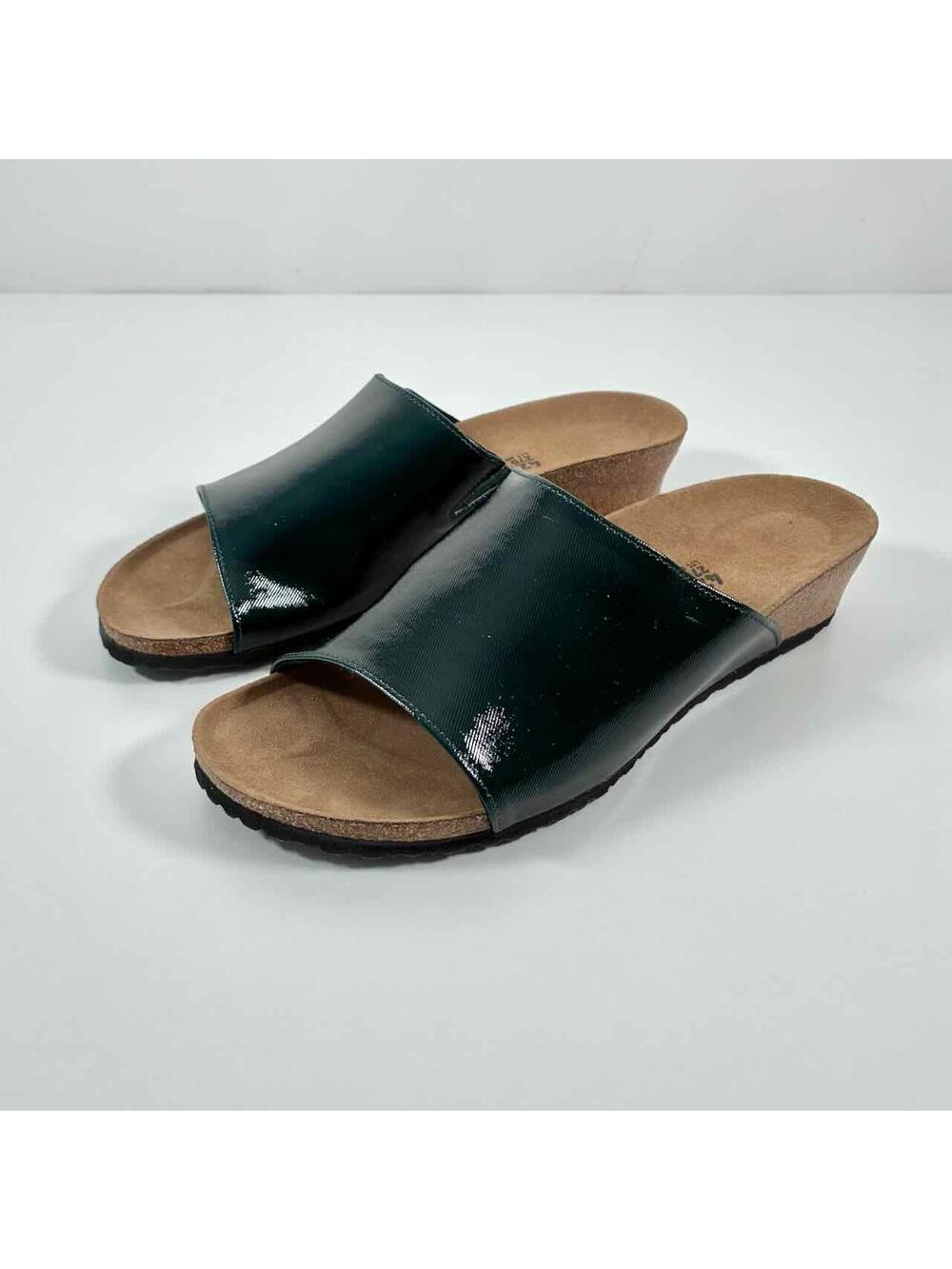 NWOB Birkenstock Papillio Amber Sandals in Glossy Dark Green - EU42 US11-11.5